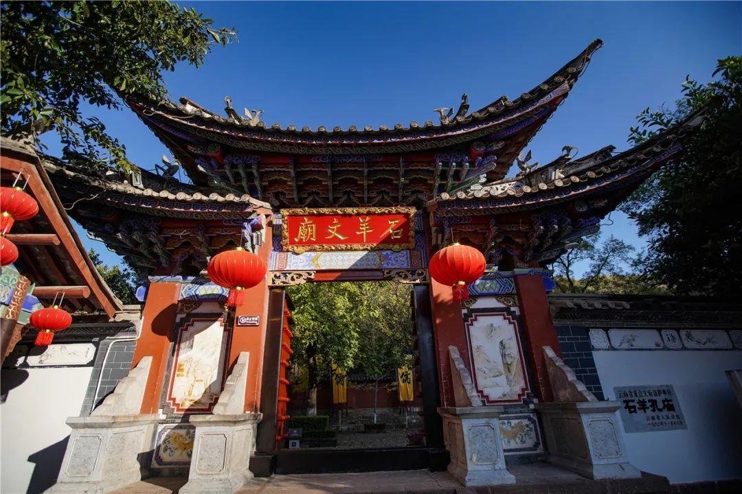 如何保持年轻?面对华熙生物董事长赵燕,任泉的回答……